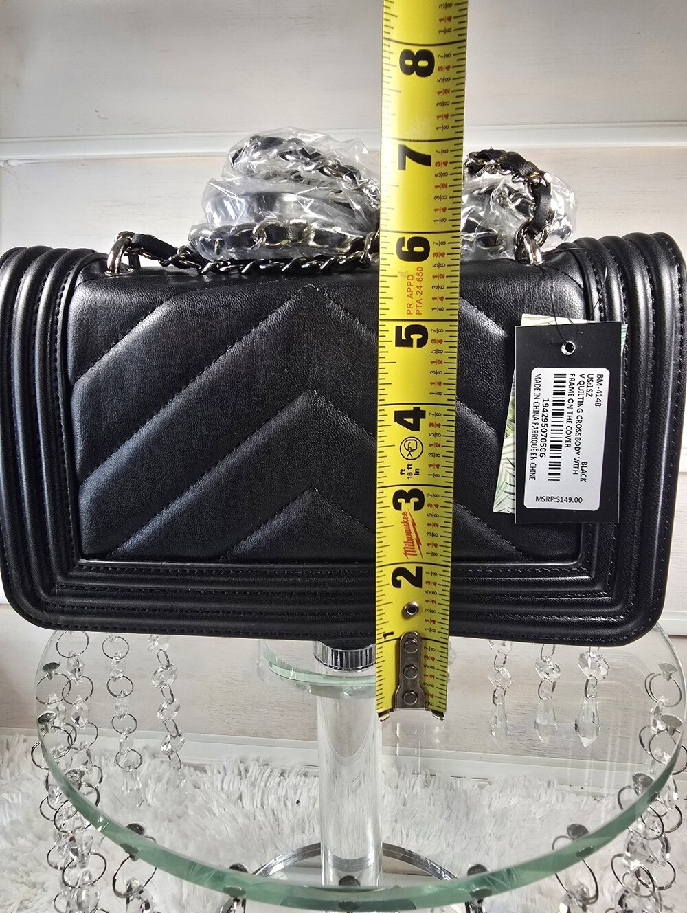Badgley Mischka Black Quilted Shoulder Bag with White Logo Pouch - Picture 8 of 11